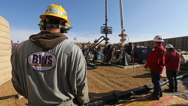 Добыча сланцевой нефти в Колорадо, США Добыча сланцевой нефти в Колорадо, США
