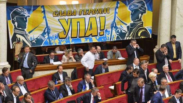 Депутаты на заседании Верховной Рады Украины в Киеве. Архивное фото Депутаты на заседании Верховной Рады Украины в Киеве. Архивное фото