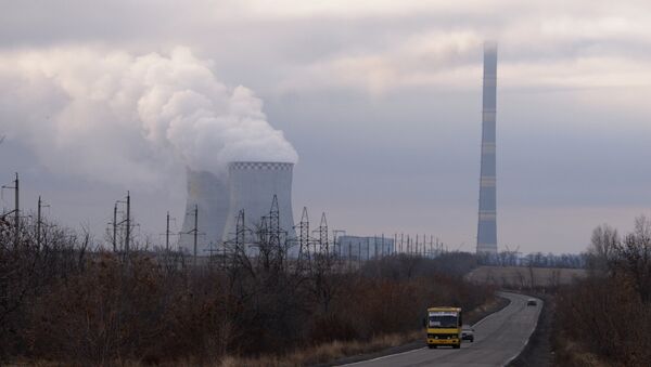 Зуевская ТЭС на востоке Украины. Архивное фото Зуевская ТЭС на востоке Украины. Архивное фото