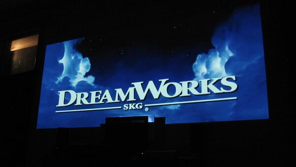 Логотип компании DreamWorks Логотип компании DreamWorks