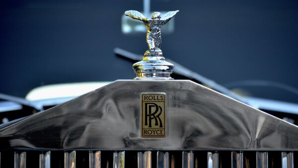 Логотип Rolls-Royce Логотип Rolls-Royce