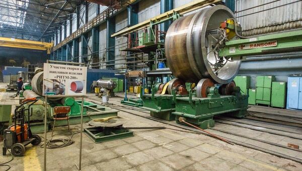 Один из участков сборки реакторной установки РИТМ-200 Один из участков сборки реакторной установки РИТМ-200