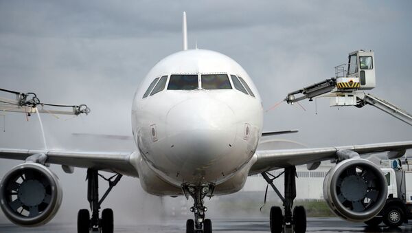 Самолет Airbus A320. Архивное фото Самолет Airbus A320. Архивное фото