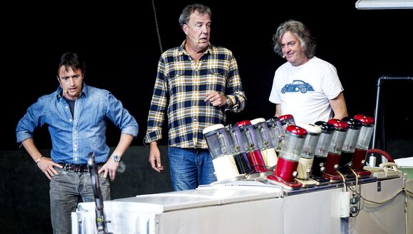 Ведущие программы Top Gear - Джереми Кларксон, Джеймс Мэй и Ричард Хаммонд. Архивное фото Ведущие программы Top Gear - Джереми Кларксон, Джеймс Мэй и Ричард Хаммонд. Архивное фото