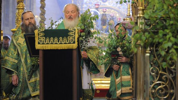 В день Святой Троицы Предстоятели Константинопольской и Русской Православных Церквей совершили Божественную литургию в Свято-Троицкой Сергиевой лавре В день Святой Троицы Предстоятели Константинопольской и Русской Православных Церквей совершили Божественную литургию в Свято-Троицкой Сергиевой лавре