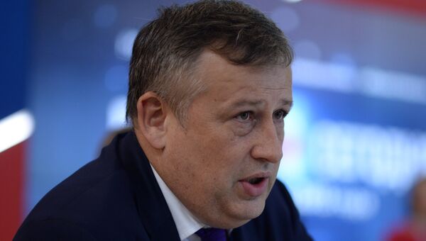 Временно исполняющий обязанности губернатора Ленинградской области Александр Дрозденко. Архивное фото Временно исполняющий обязанности губернатора Ленинградской области Александр Дрозденко. Архивное фото