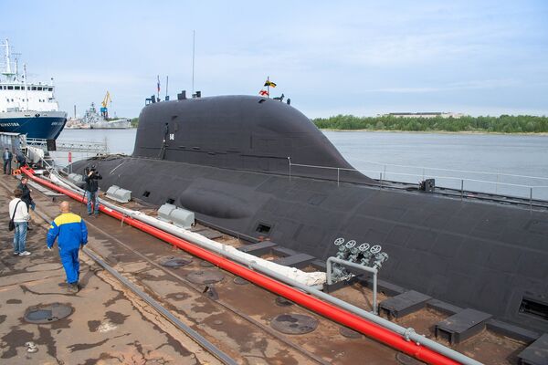 Первая многоцелевая атомная подводная лодка (АПЛ) проекта Ясень К-560 Северодвинск Первая многоцелевая атомная подводная лодка (АПЛ) проекта Ясень К-560 Северодвинск