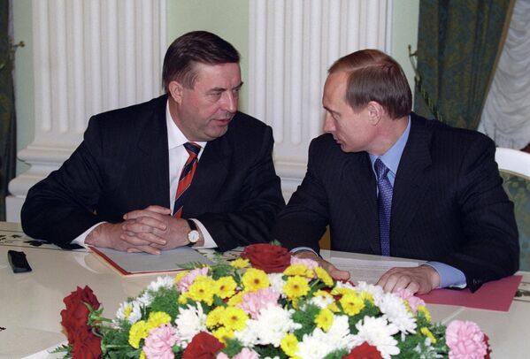 Встреча и.о. Президента Российской Федерации Владимира Владимировича Путина и Председателя Государственной Думы Российской Федерации Геннадия Николаевича Селезнёва Встреча и.о. Президента Российской Федерации Владимира Владимировича Путина и Председателя Государственной Думы Российской Федерации Геннадия Николаевича Селезнёва