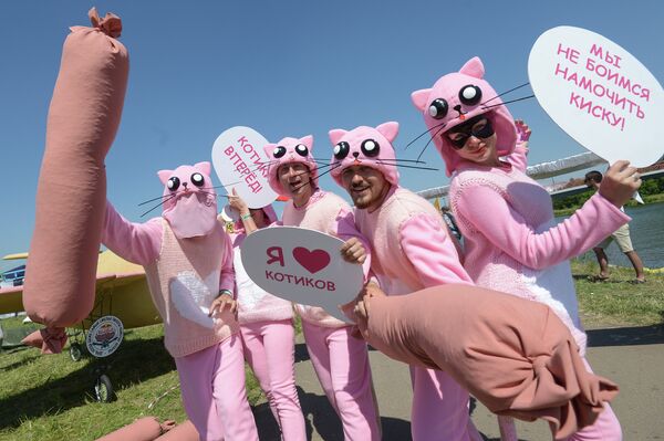 Участники фестиваля самодельных летательных аппаратов Red Bull Flugtag 2015 Участники фестиваля самодельных летательных аппаратов Red Bull Flugtag 2015