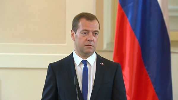 Медведев и премьер Словении сошлись во мнении о негативной роли санкций Медведев и премьер Словении сошлись во мнении о негативной роли санкций