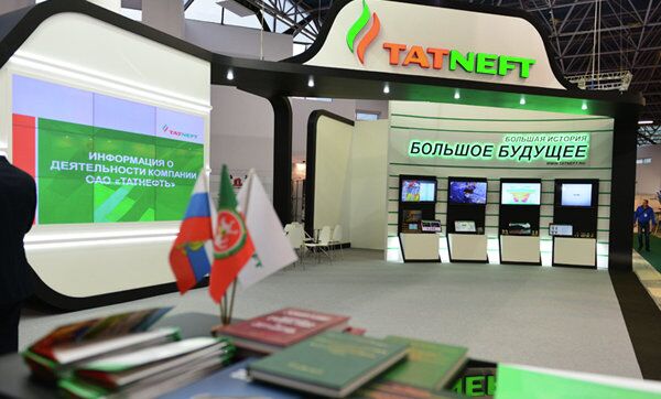 Стенд компании Татнефть. Архивное фото Стенд компании Татнефть. Архивное фото