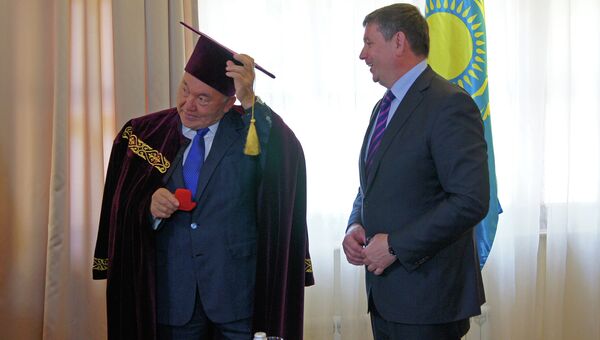 Президент Казахстана Нурсултан Назарбаев во время XII форума межрегионального сотрудничества России и Казахстана Президент Казахстана Нурсултан Назарбаев во время XII форума межрегионального сотрудничества России и Казахстана