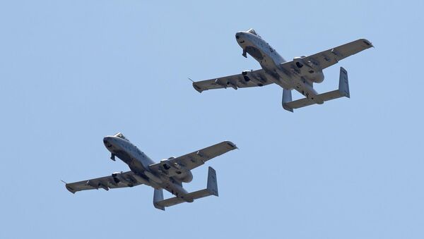 Штурмовик ВВС США A-10 Тандерболт. Архивное фото Штурмовик ВВС США A-10 Тандерболт. Архивное фото