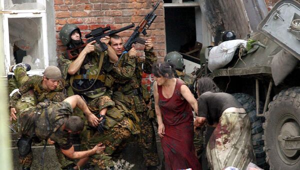 Штурм занятой боевиками школы в Беслане Штурм занятой боевиками школы в Беслане
