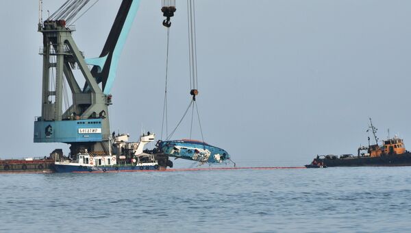 Подъем пассажирского катера Иволга Подъем пассажирского катера Иволга