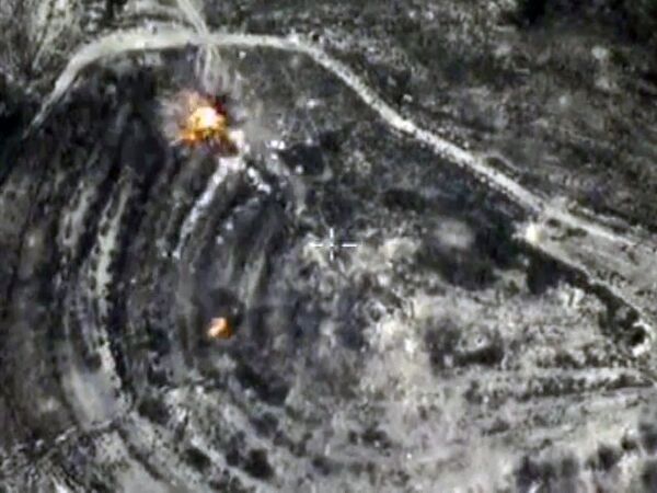 Авиаудары ВКС России по позициям ИГ в Сирии Авиаудары ВКС России по позициям ИГ в Сирии