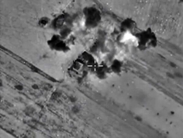 Самолеты российских Воздушно-космических сил нанесли точечные удары по базе приема и подготовки боевиков в провинции Дамаск Самолеты российских Воздушно-космических сил нанесли точечные удары по базе приема и подготовки боевиков в провинции Дамаск