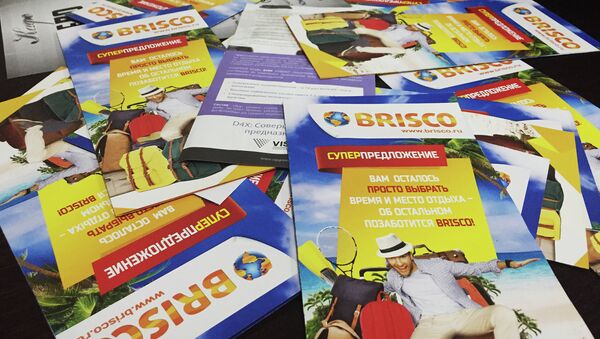 Буклеты турфирмы Brisco. Архивное фото Буклеты турфирмы Brisco. Архивное фото