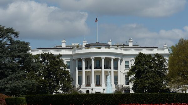 Официальная резиденция президента США - Белый дом в Вашингтоне