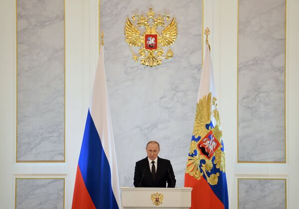 Обращение президента РФ Владимира Путина с ежегодным посланием к Федеральному Собранию Обращение президента РФ Владимира Путина с ежегодным посланием к Федеральному Собранию