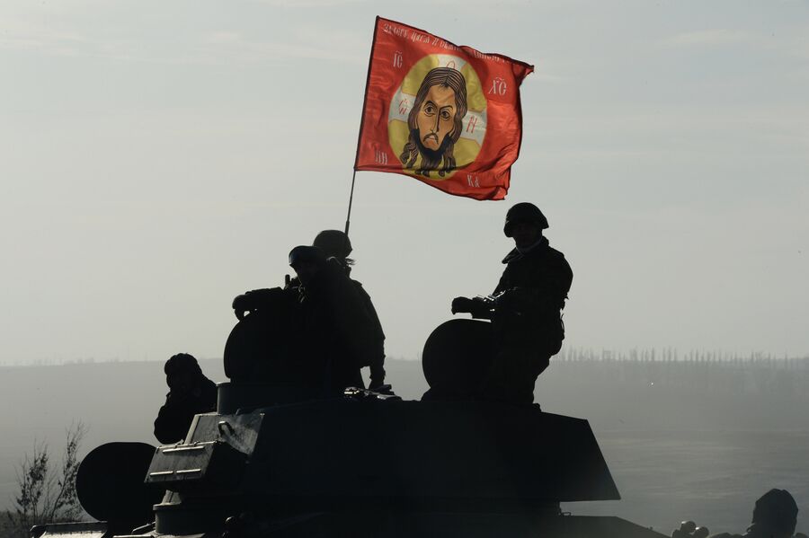 Отвод колонны тяжелой военной техники ДНР из Донецкой области Отвод колонны тяжелой военной техники ДНР из Донецкой области