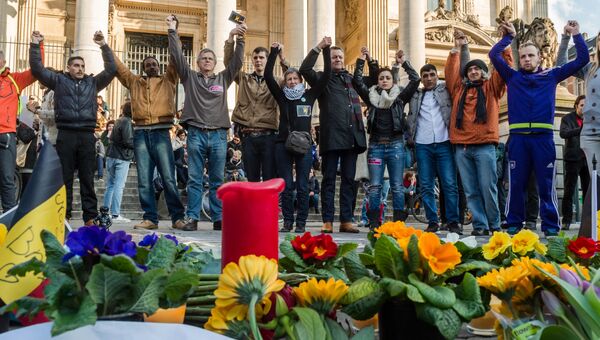 В Брюсселе почтили память погибших во время терактов В Брюсселе почтили память погибших во время терактов