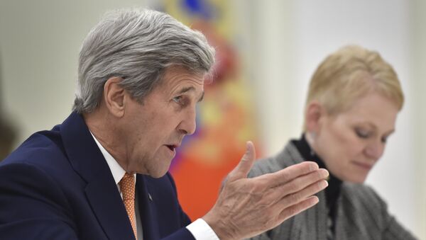 Государственный секретарь США Джон Керри во время встречи с президентом России Владимиром Путиным в Москве. 24 марта 2016. Архивное фото Государственный секретарь США Джон Керри во время встречи с президентом России Владимиром Путиным в Москве. 24 марта 2016. Архивное фото