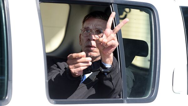 Угонщик самолета EgyptAir Сейф ад-Дин Мустафа Угонщик самолета EgyptAir Сейф ад-Дин Мустафа