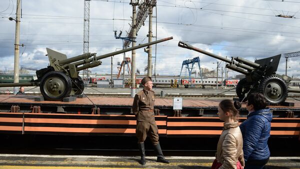 Прибытие агитпоезда Армия Победы в Екатеринбург Прибытие агитпоезда Армия Победы в Екатеринбург