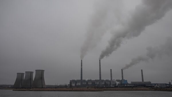Старобешевская ТЭС, входящая в состав ПАО Донбассэнерго. Архивное фото Старобешевская ТЭС, входящая в состав ПАО Донбассэнерго. Архивное фото