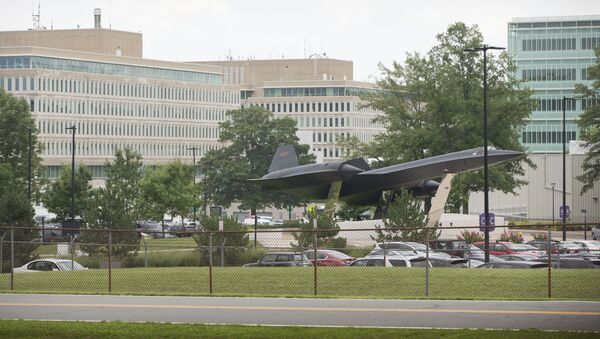 Штаб-квартира ЦРУ в Маклин, Вирджиния, США. Архивное фото Штаб-квартира ЦРУ в Маклин, Вирджиния, США. Архивное фото