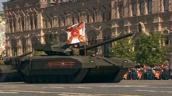 Танк Т-14 Армата и другая военная техника на параде Победы в Москве Танк Т-14 Армата и другая военная техника на параде Победы в Москве
