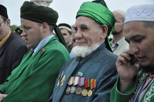 Участник торжеств Участник торжеств