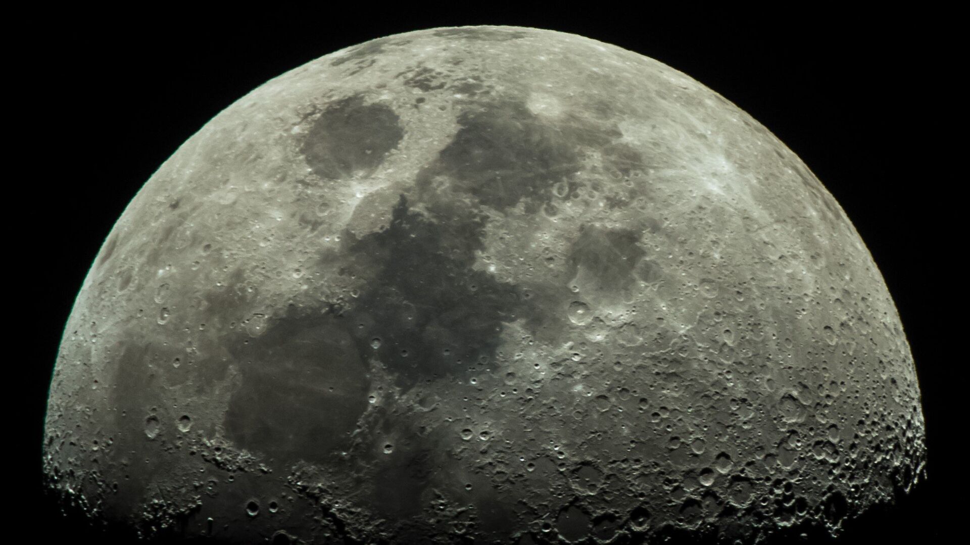 В России завершился эксперимент по имитации полета на Луну