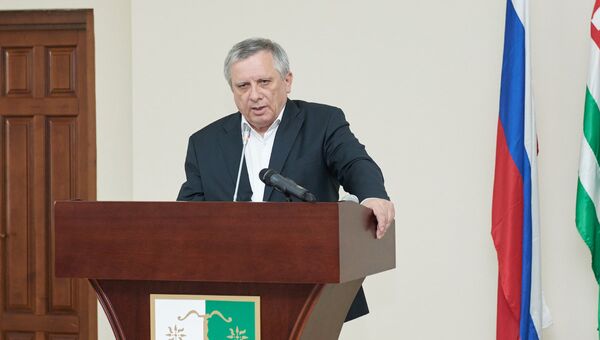 Бывший премьер-министр Абхазии Артур Миквабия. Архивное фото Бывший премьер-министр Абхазии Артур Миквабия. Архивное фото