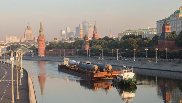 Оборудование для строительства на МНПЗ новой установки доставлено в Москву Оборудование для строительства на МНПЗ новой установки доставлено в Москву