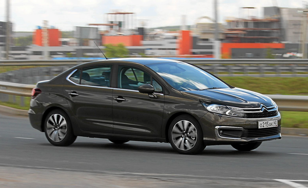 Автомобиль Citroen C4 Автомобиль Citroen C4