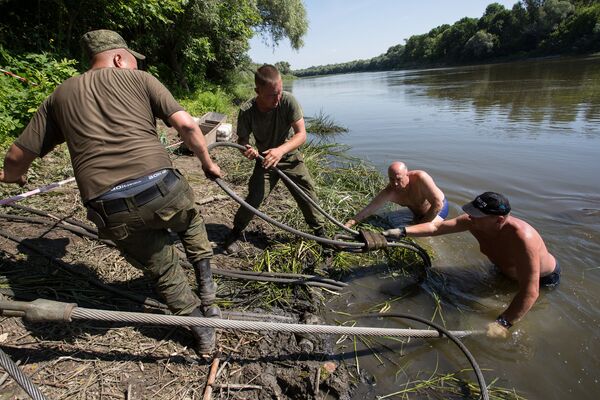 Операция по подъему танка Т-34 времен ВОВ со дна Дона в Воронежской области Операция по подъему танка Т-34 времен ВОВ со дна Дона в Воронежской области