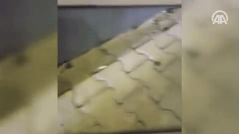 В интернете появилось видео штурма отеля в Мармарисе, где отдыхал Эрдоган В интернете появилось видео штурма отеля в Мармарисе, где отдыхал Эрдоган