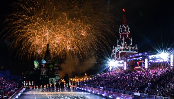 Международный военно-музыкальный фестиваль Спасская башня. Архивное фото Международный военно-музыкальный фестиваль Спасская башня. Архивное фото