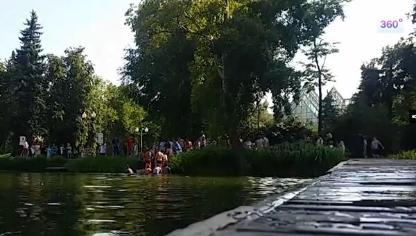 В Москве отдыхающим не удалось спасти тонущего десантника В Москве отдыхающим не удалось спасти тонущего десантника
