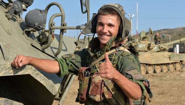 Российский военнослужащий. Архивное фото Российский военнослужащий. Архивное фото