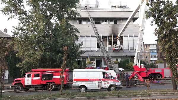 Студия телеканала Интер сгорела в Киеве. Кадры с места ЧП Студия телеканала Интер сгорела в Киеве. Кадры с места ЧП