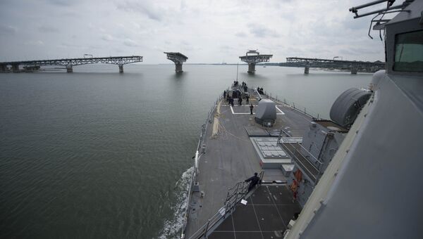 Эсминец ВМС США USS Carney Эсминец ВМС США USS Carney