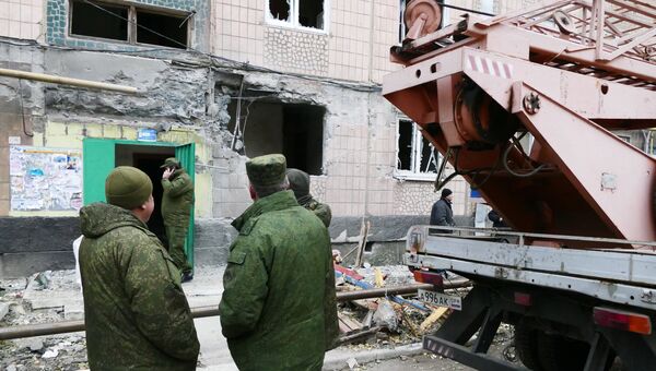 Последствия обстрела Макеевки. Архивное фото Последствия обстрела Макеевки. Архивное фото