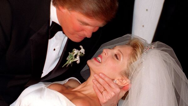 Свадьба Дональда Трампа в Нью-Йорке. 1992 год Свадьба Дональда Трампа в Нью-Йорке. 1992 год