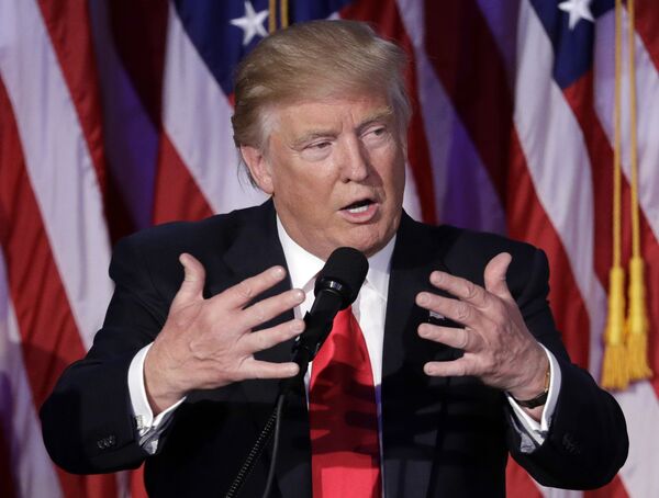 Избранный президент США Дональд Трамп во время выступления в Нью-Йорке. 9 ноября 2016 Избранный президент США Дональд Трамп во время выступления в Нью-Йорке. 9 ноября 2016