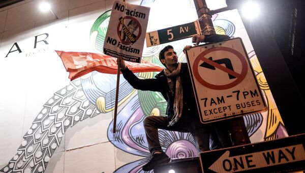 Акция протеста против Д. Трампа в Нью-Йорке Акция протеста против Д. Трампа в Нью-Йорке