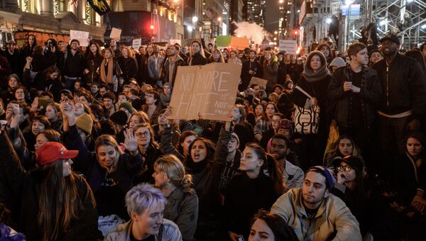 Акция протеста против Д. Трампа в Нью-Йорке Акция протеста против Д. Трампа в Нью-Йорке