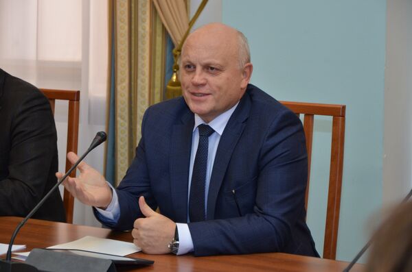 Губернатор Омской области Виктор Назаров Губернатор Омской области Виктор Назаров